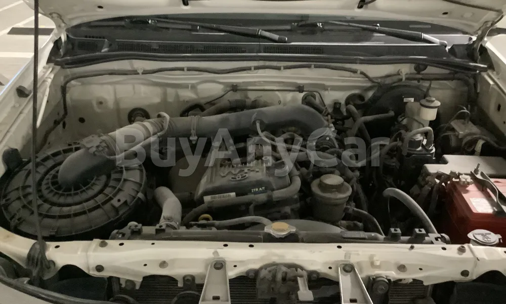 Vehicle photo 6
