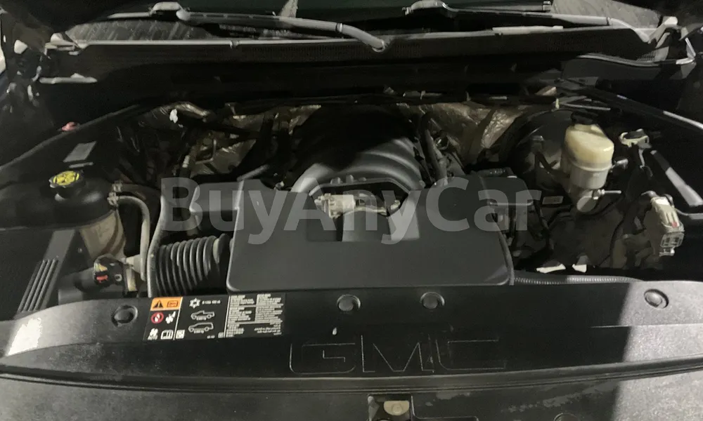 Vehicle photo 6