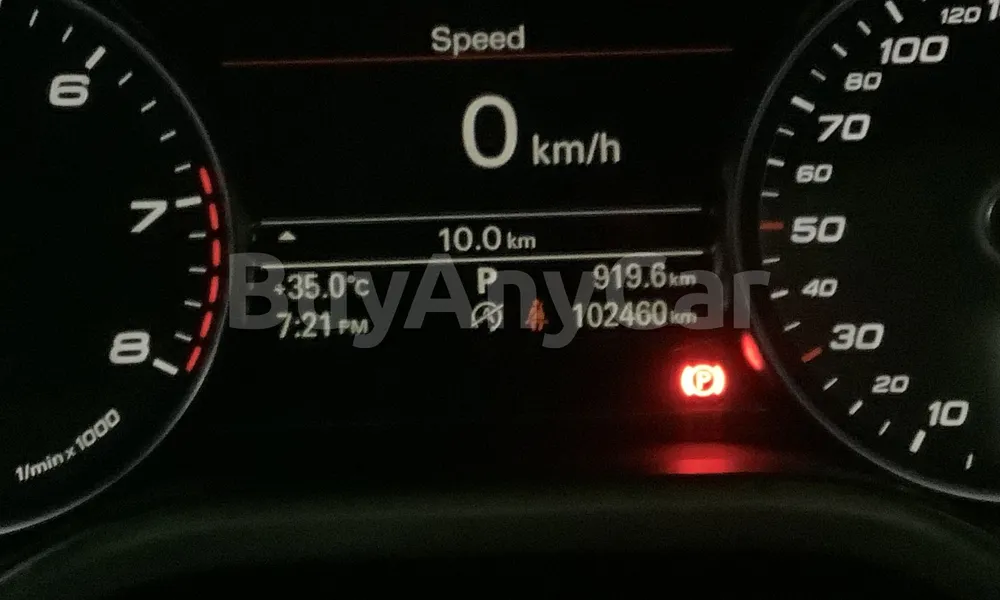Vehicle photo 7