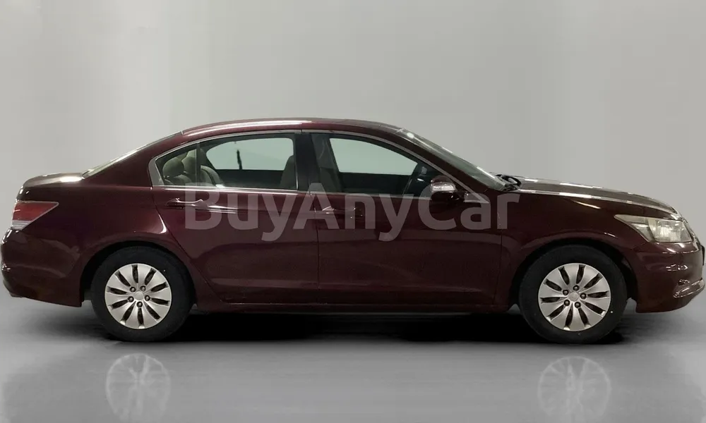 Vehicle photo 3