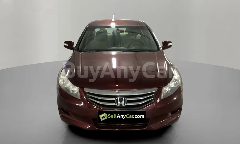 Vehicle photo 1