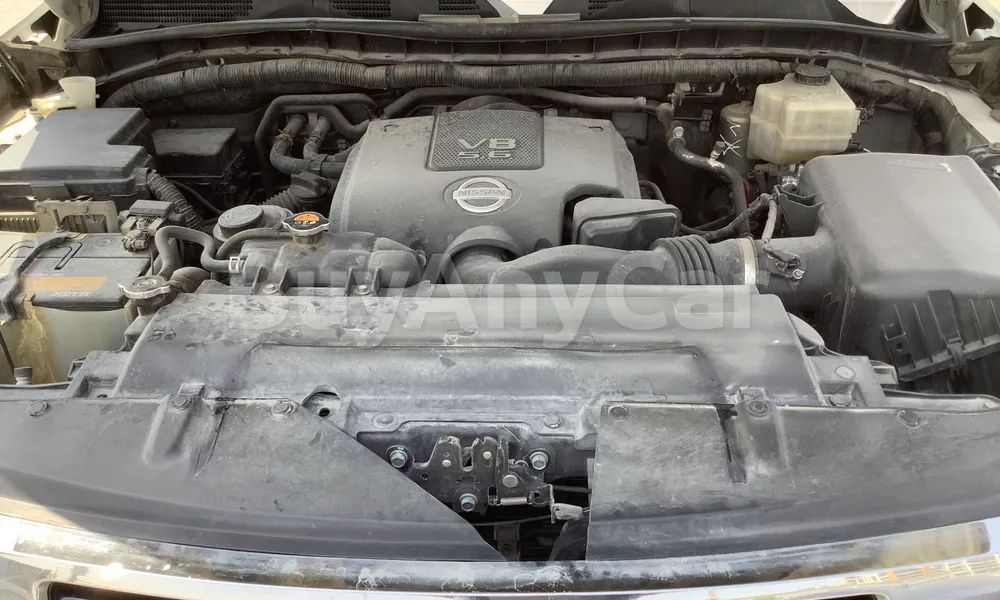 Vehicle photo 6