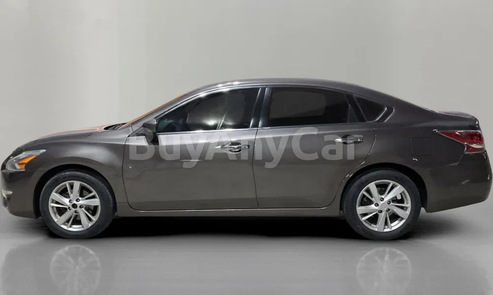 Vehicle photo 4