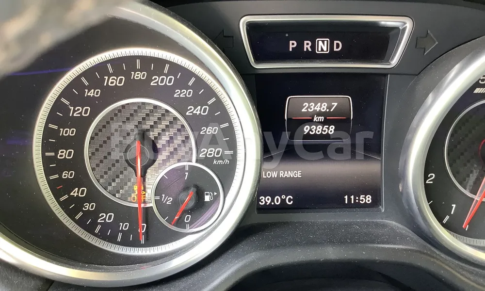 Vehicle photo 8