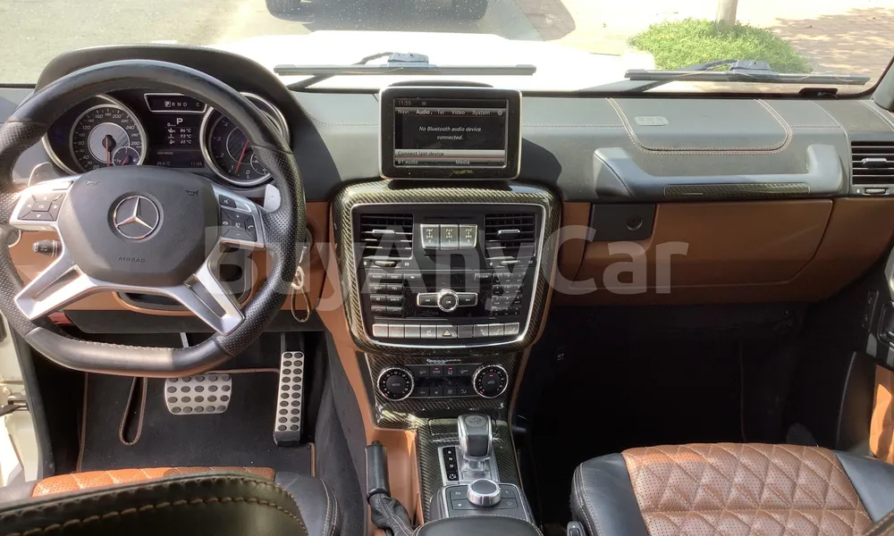 Vehicle photo 7