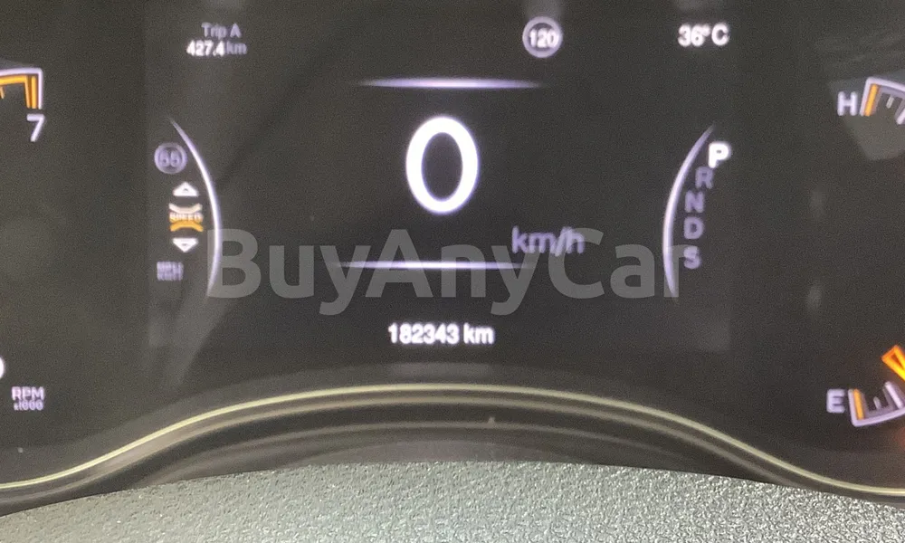Vehicle photo 6