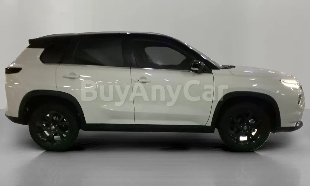 Vehicle photo 3