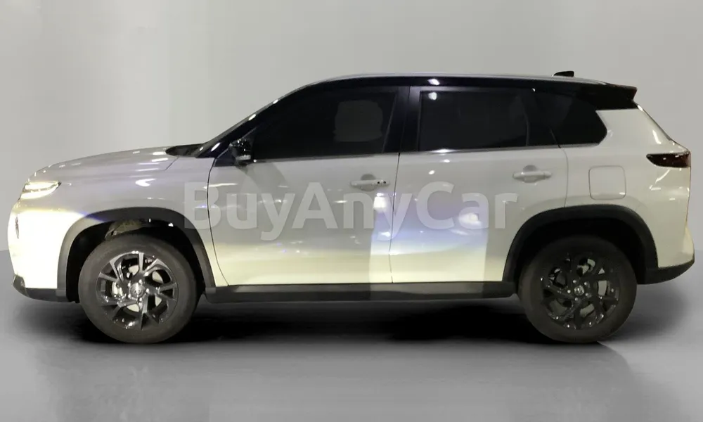 Vehicle photo 4