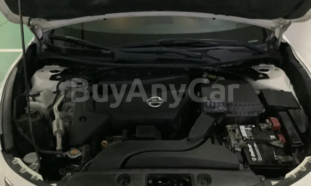 Vehicle photo 6