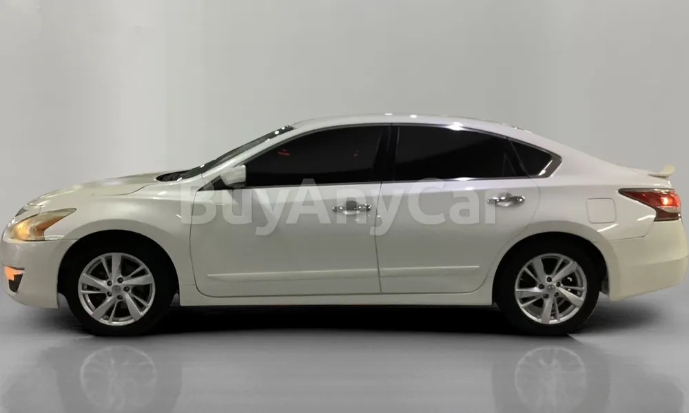 Vehicle photo 4