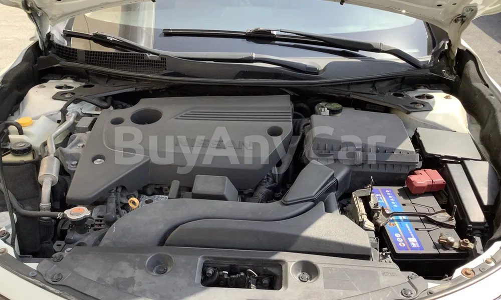 Vehicle photo 6