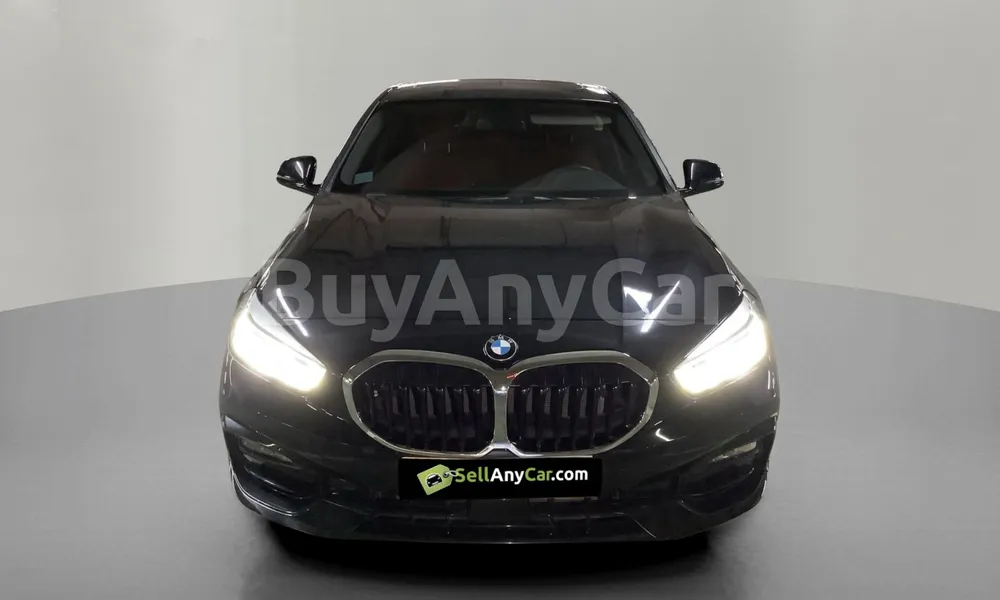 Vehicle photo 1