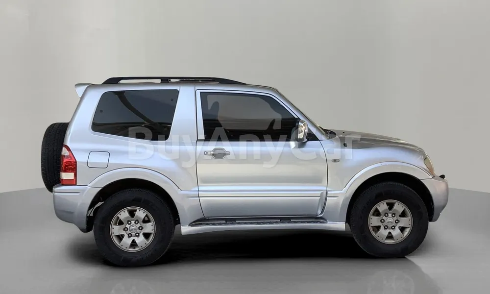 Vehicle photo 3