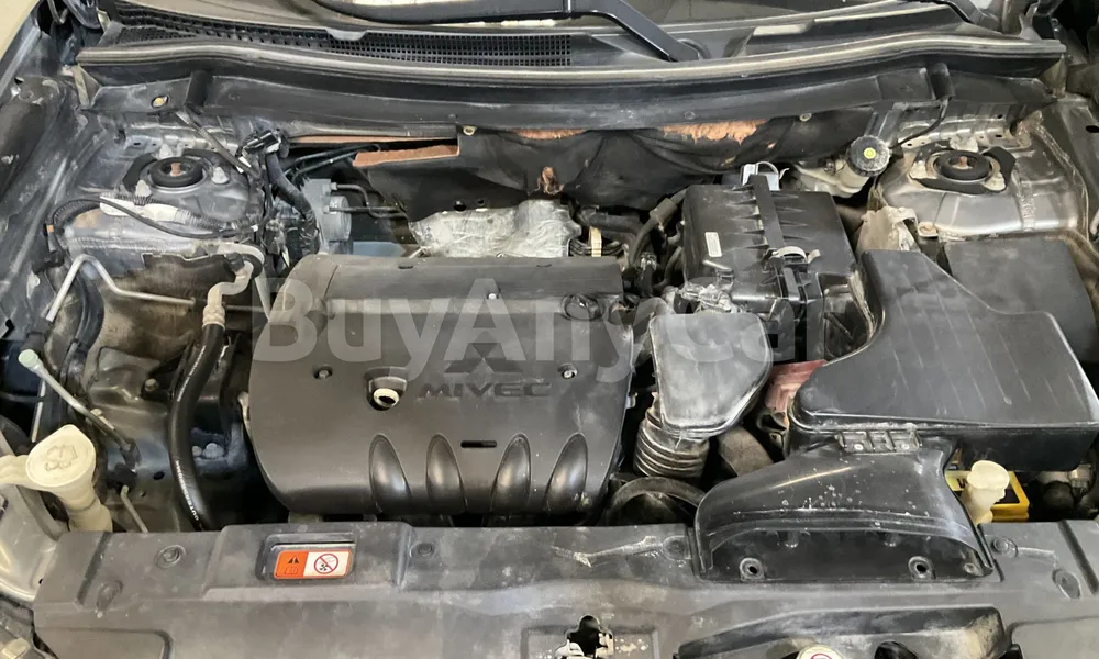Vehicle photo 7