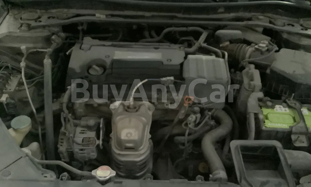 Vehicle photo 6