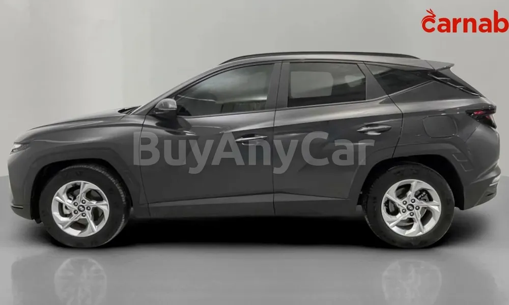 Vehicle photo 3