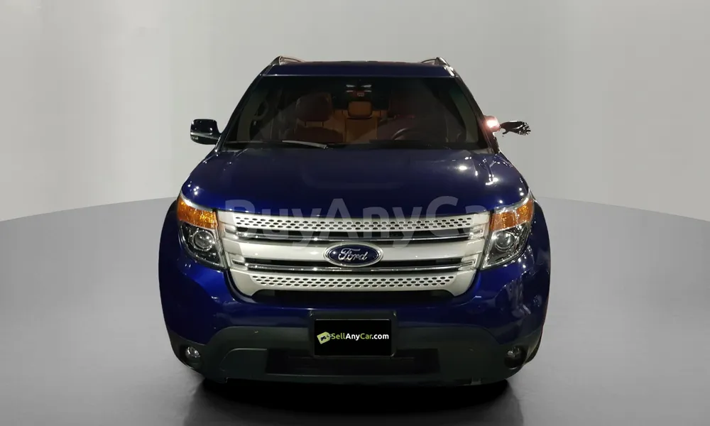 Vehicle photo 1