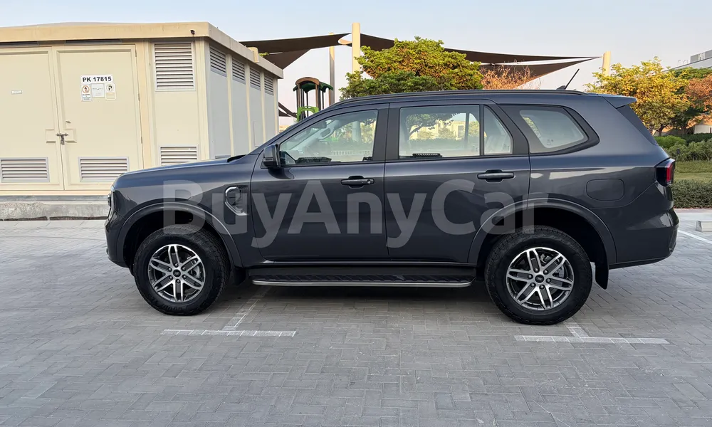 Vehicle photo 6