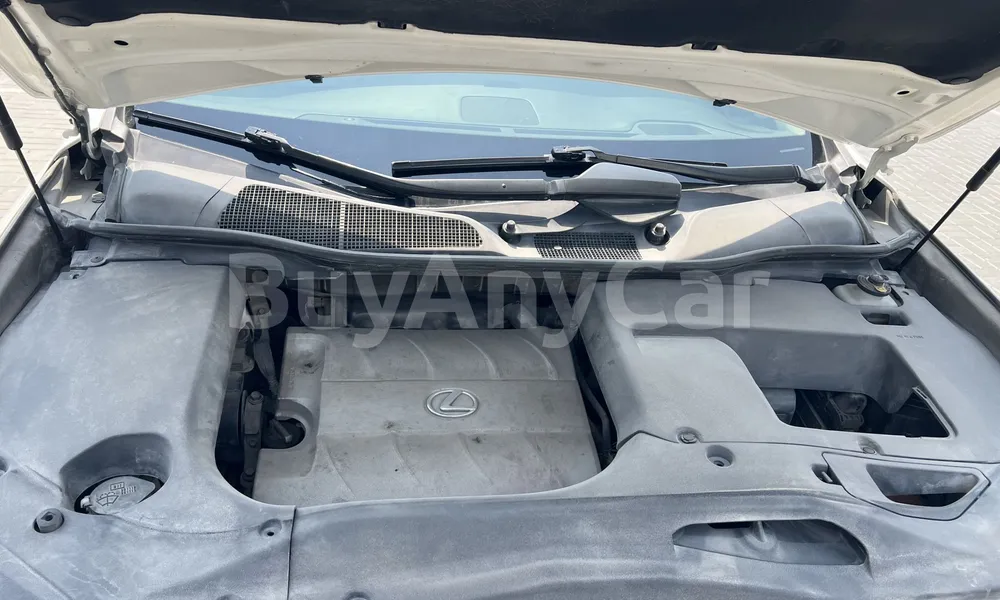 Vehicle photo 8