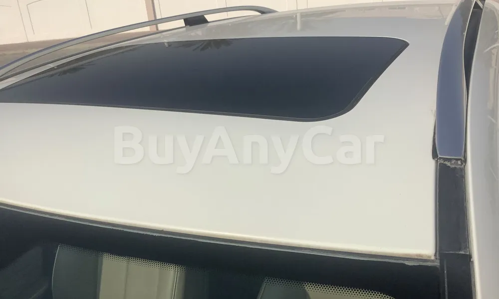 Vehicle photo 5