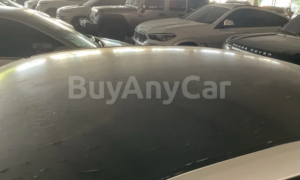 Vehicle photo 5