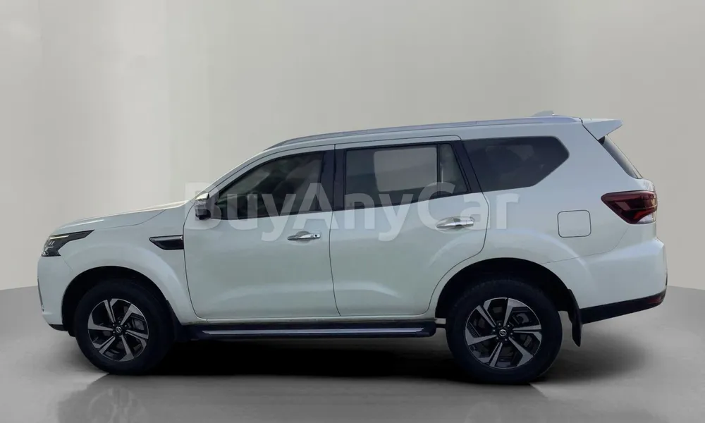 Vehicle photo 4