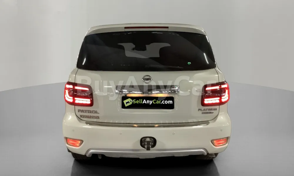 Vehicle photo 2