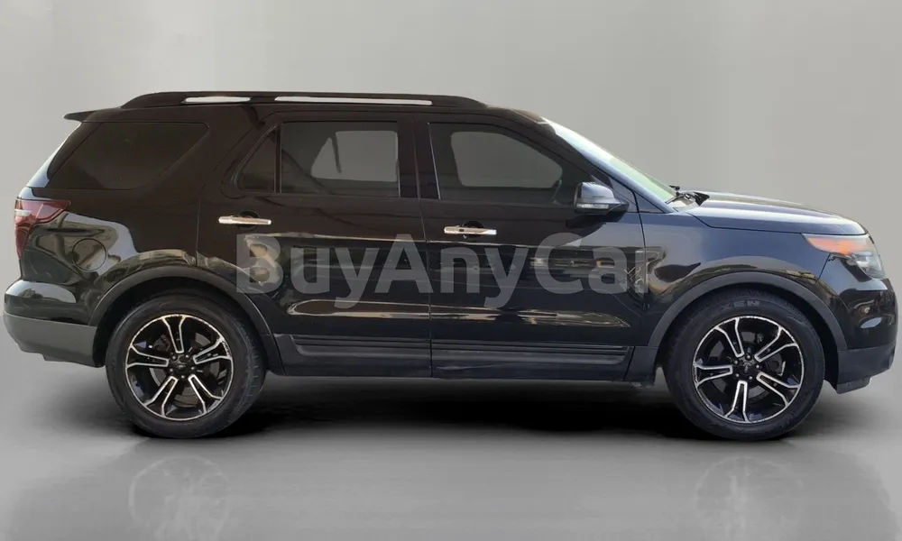 Vehicle photo 3