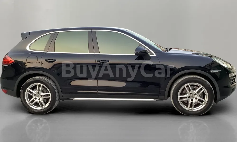Vehicle photo 5