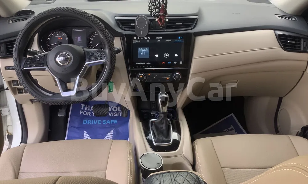 Vehicle photo 7