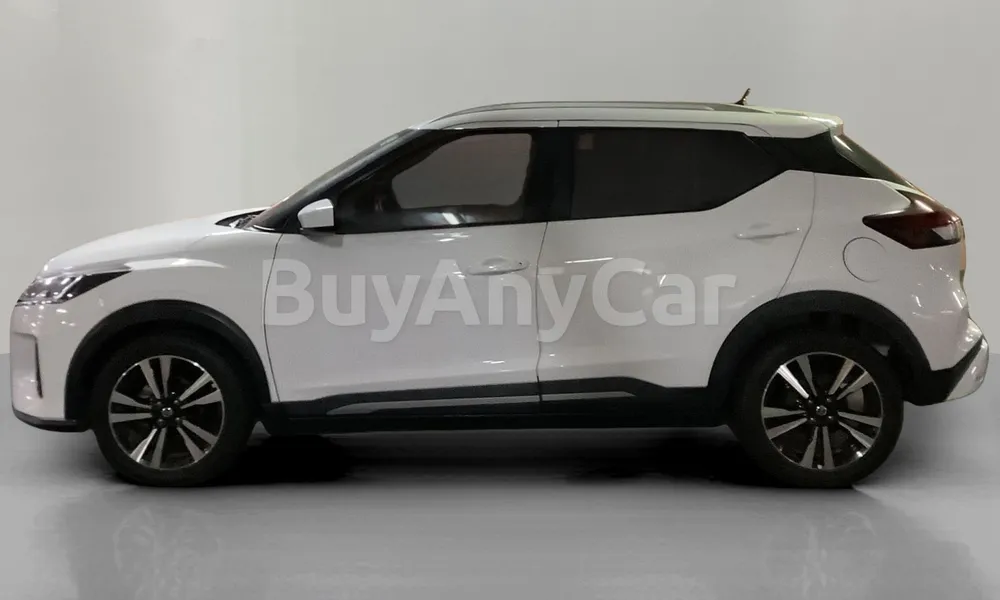 Vehicle photo 4