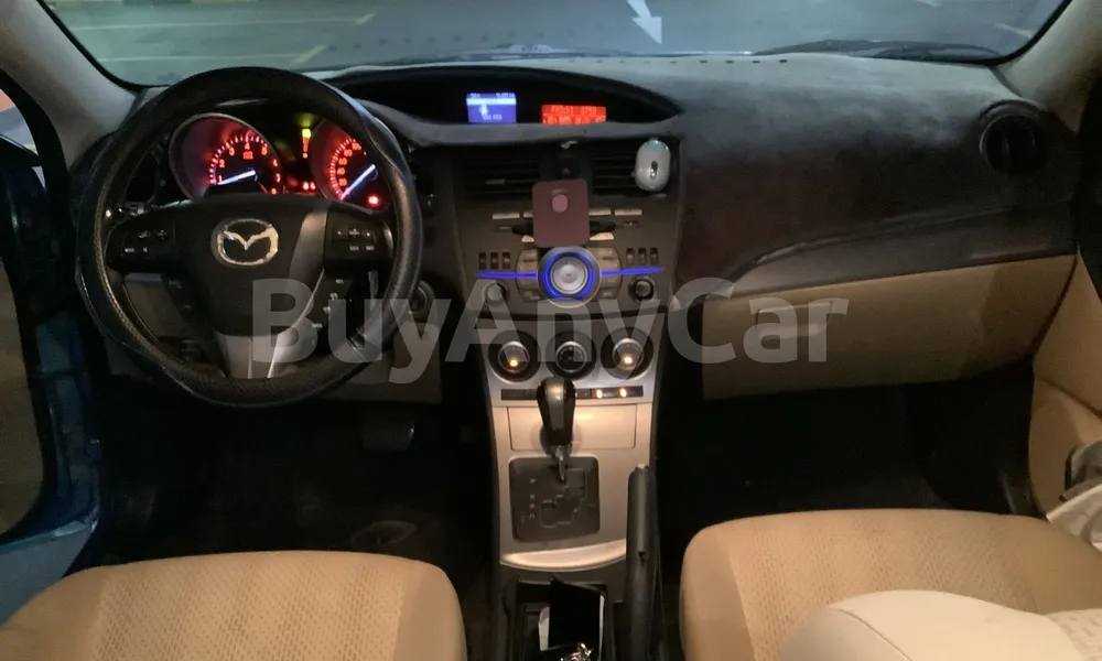Vehicle photo 7