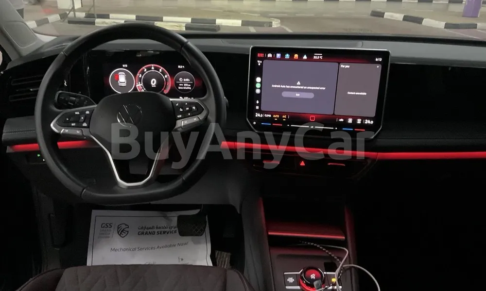 Vehicle photo 8