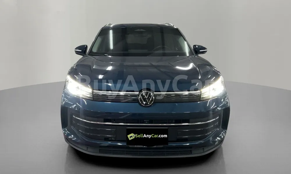 Vehicle photo 1