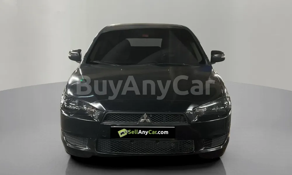 Vehicle photo 1