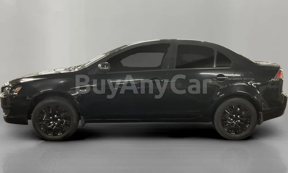 Vehicle photo 4