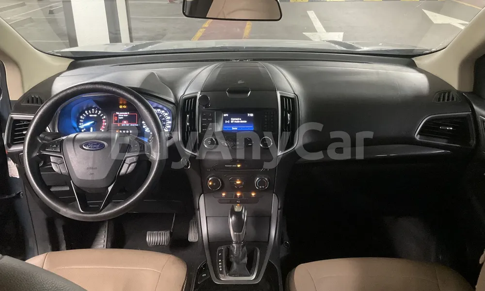 Vehicle photo 8