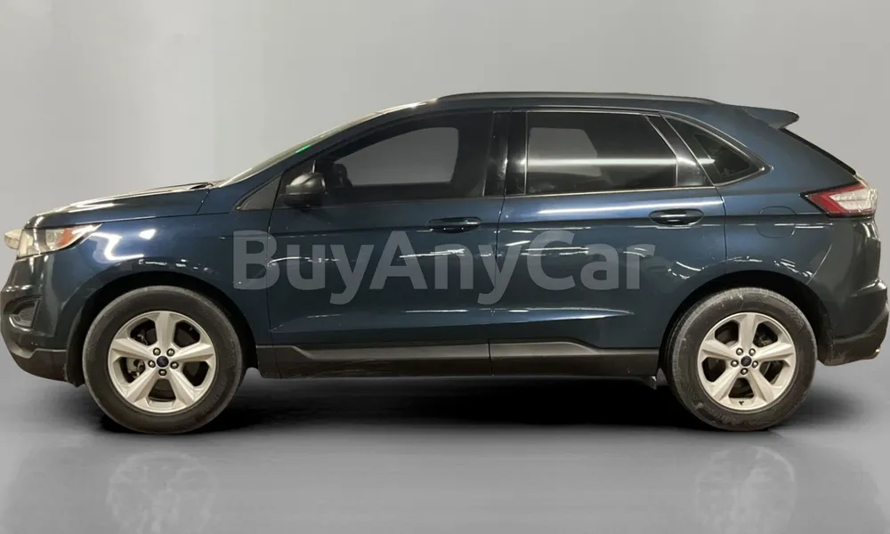 Vehicle photo 4