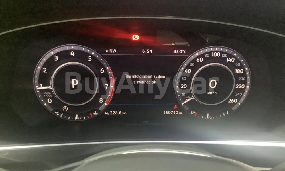 Vehicle photo 8