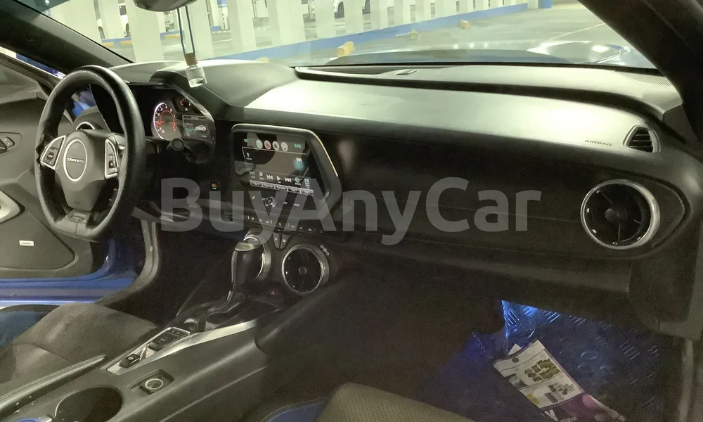 Vehicle photo 9