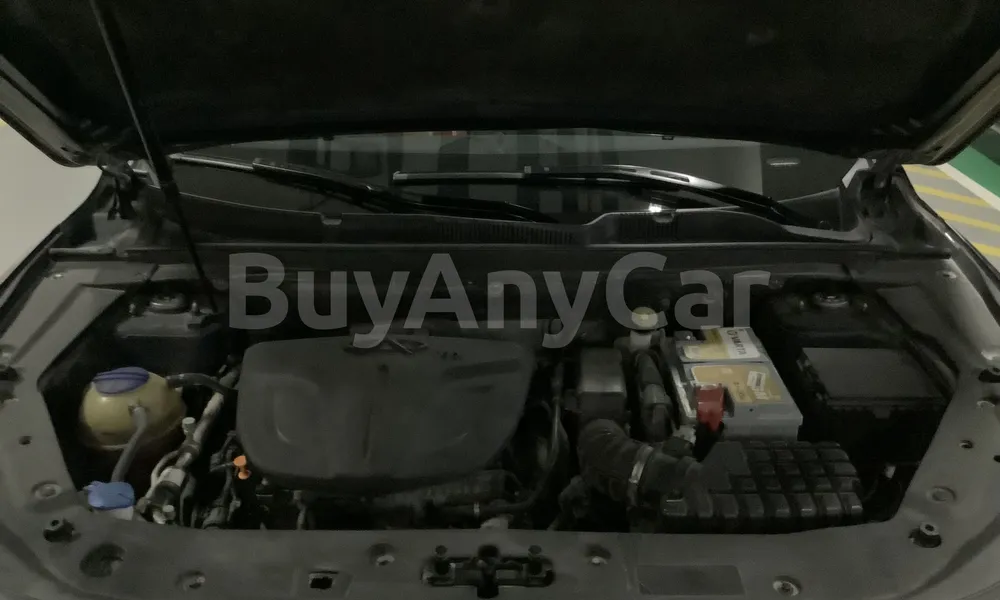 Vehicle photo 6
