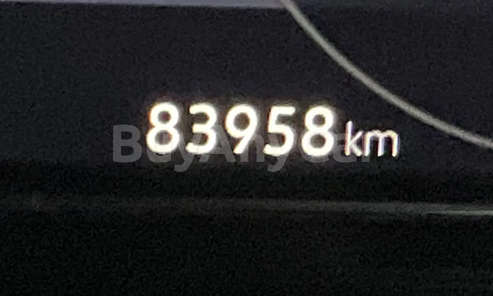Vehicle photo 7