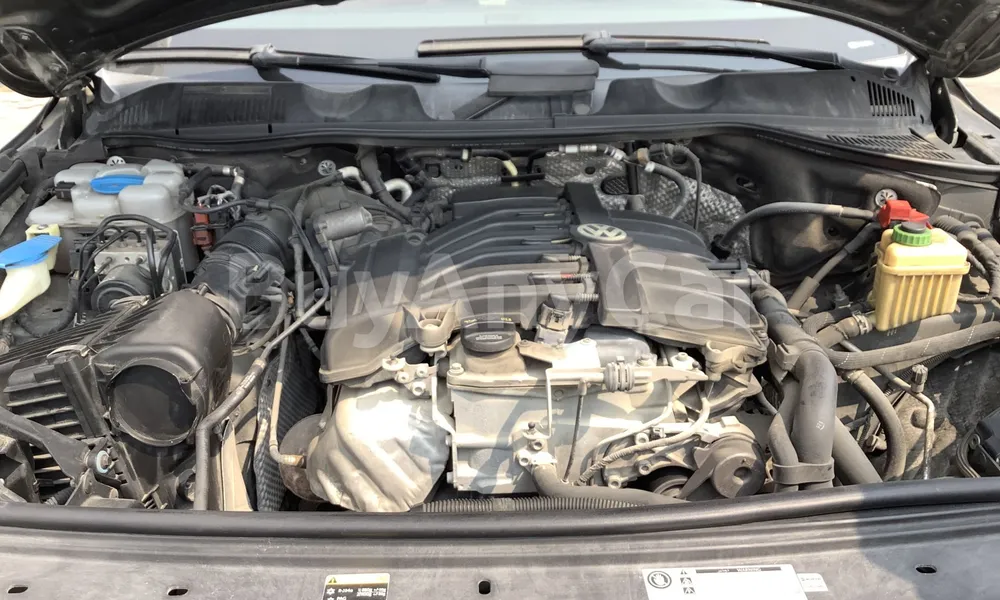 Vehicle photo 5