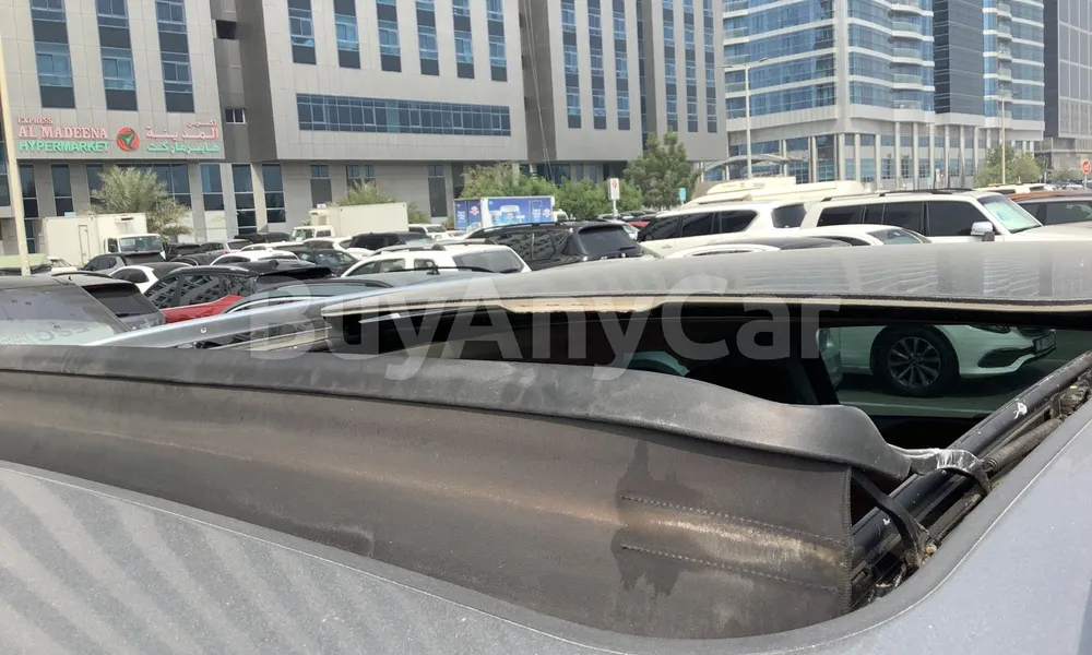 Vehicle photo 7