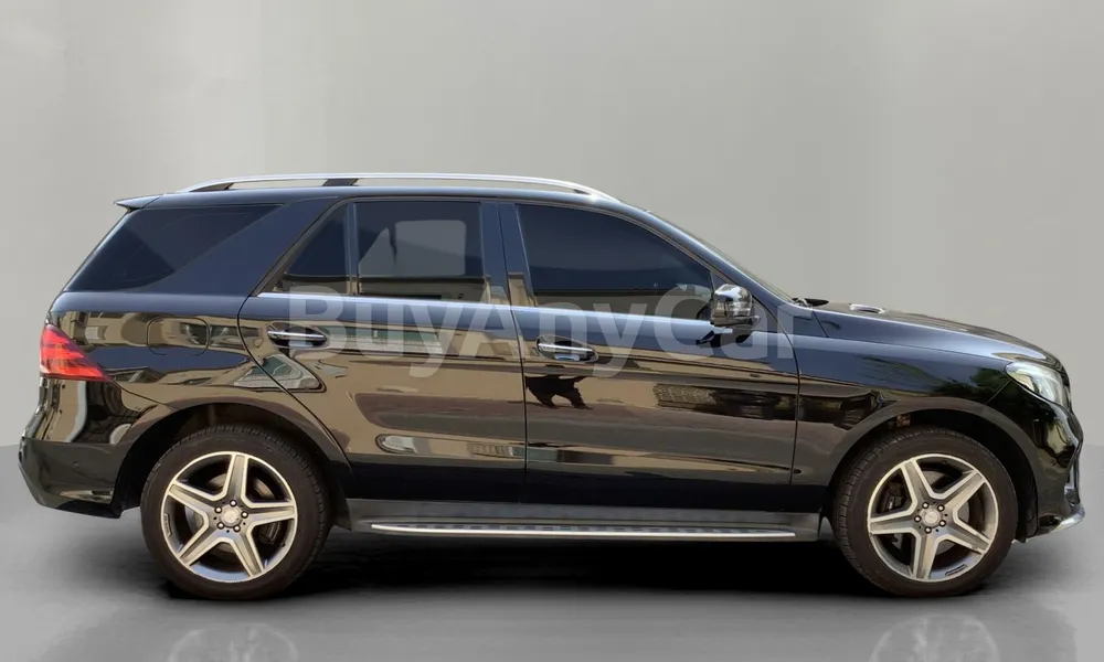 Vehicle photo 3
