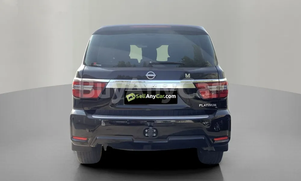Vehicle photo 2