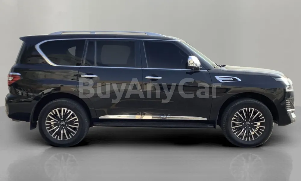 Vehicle photo 3