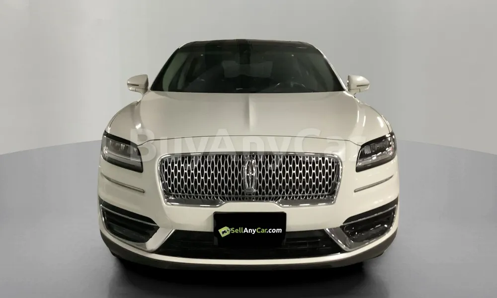 Vehicle photo 1