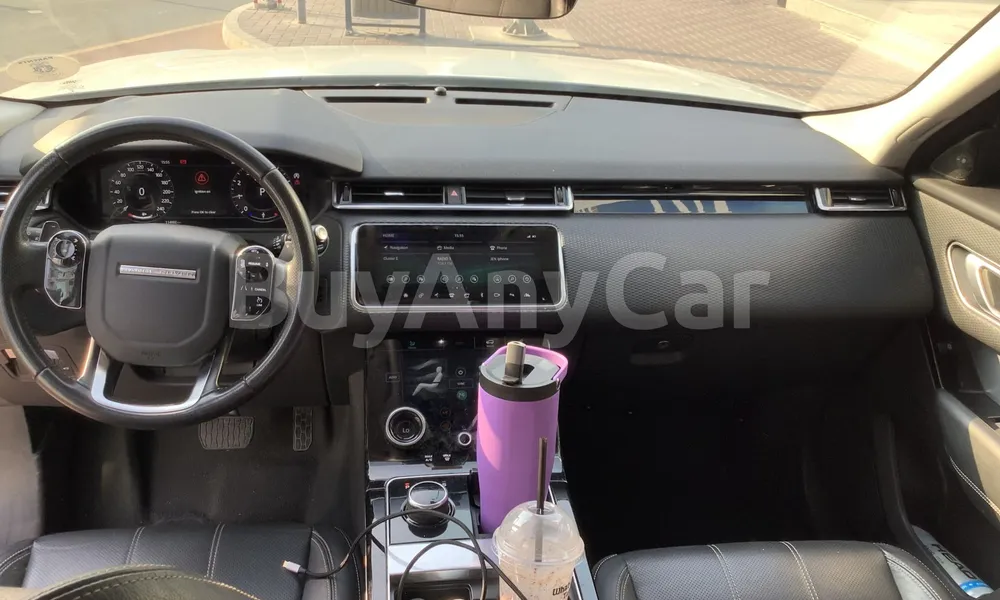 Vehicle photo 8