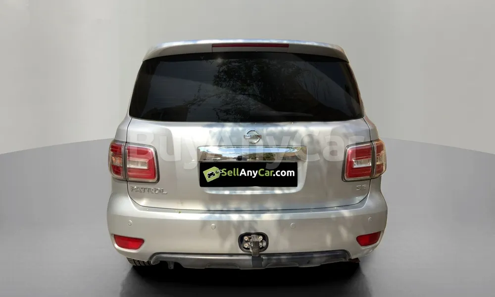Vehicle photo 2